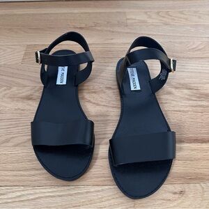 Steve Madden Black Minimalist Sandals